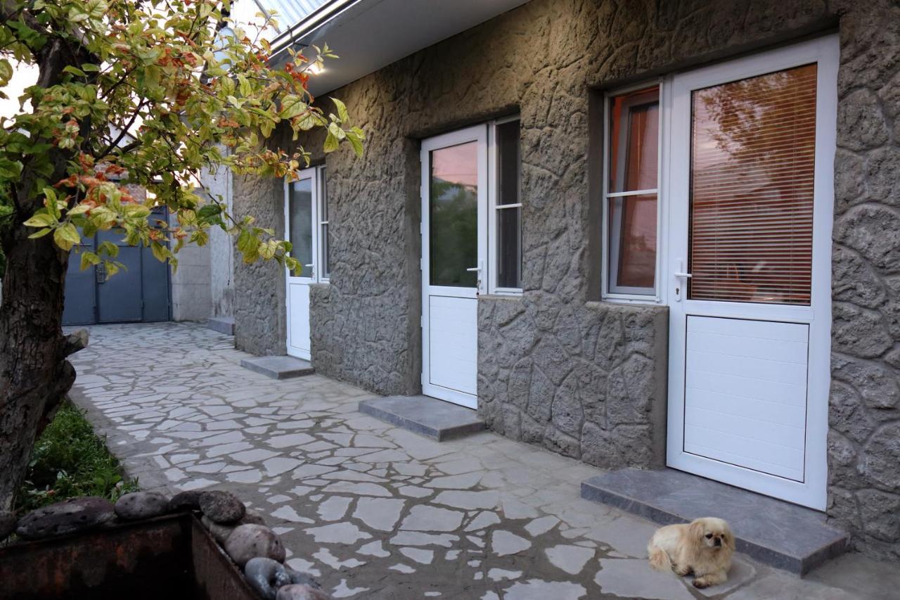 Vanand Guest House Gyumri Ngoại thất bức ảnh
