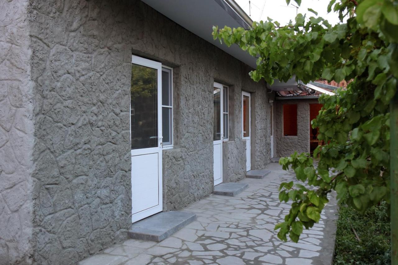 Vanand Guest House Gyumri Ngoại thất bức ảnh